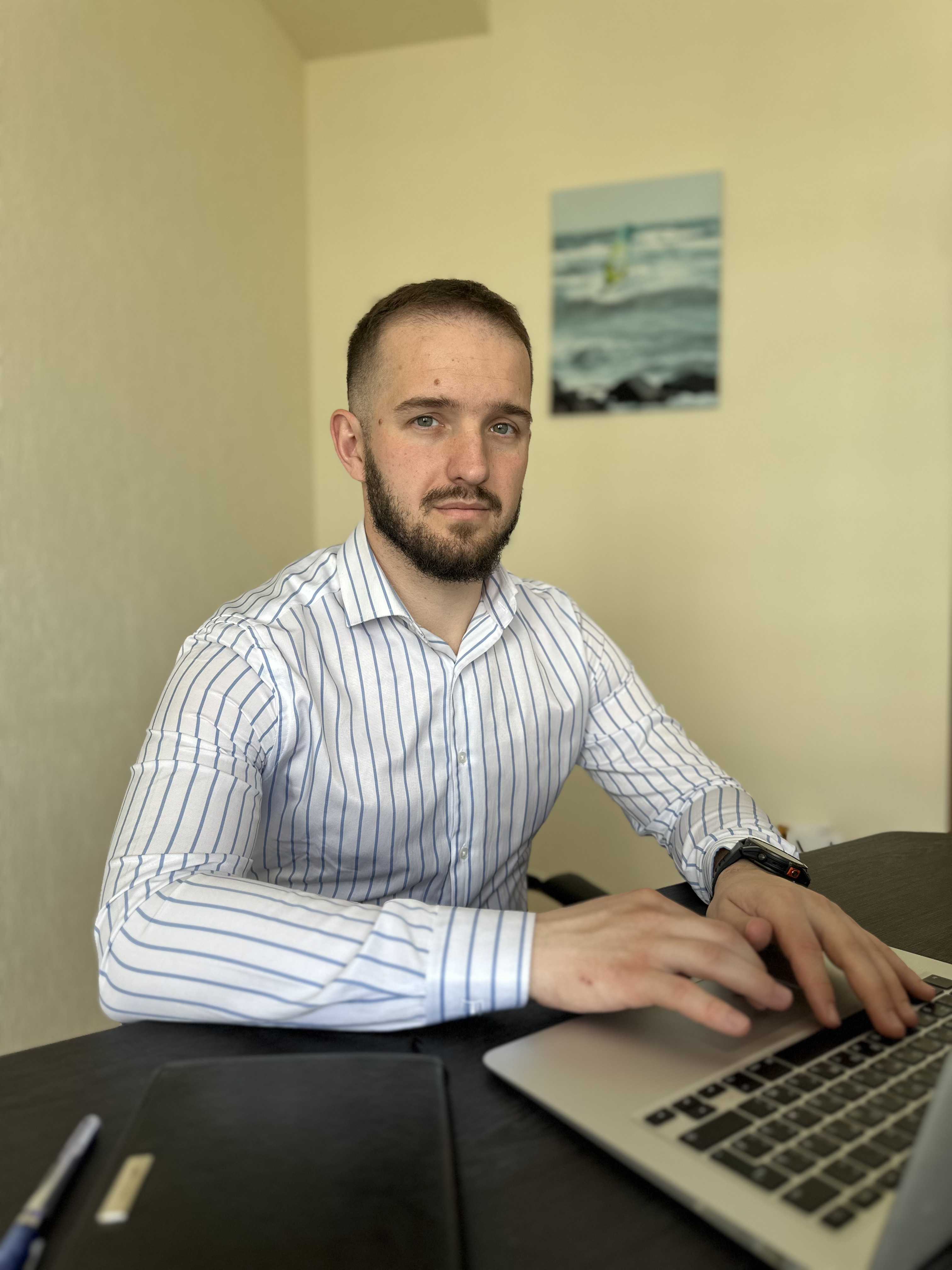 Податковий адвокат у судовому спорі